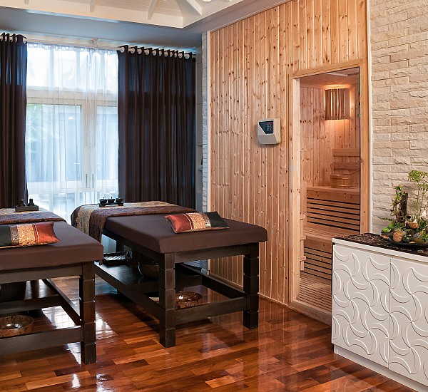 Spa Suite With Steam Room & Sauna